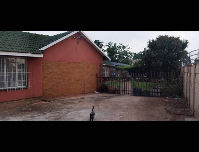 3 BEDROOM HOUSE FOR SALE IN WITFIELD